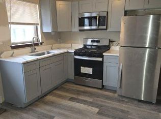 14613 Karlov Ave APT 2E, Midlothian, IL 60445