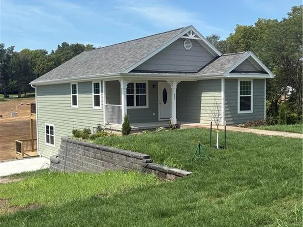 605 Washington St, Atchison, KS 66002