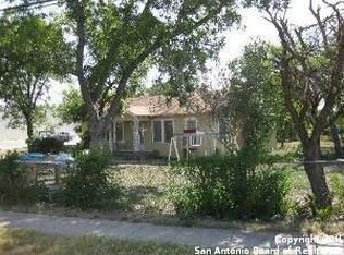 1521 S Ww White Rd, San Antonio, TX 78220