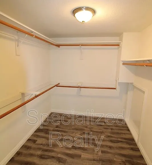 3694 Berwick Dr — Photo 12