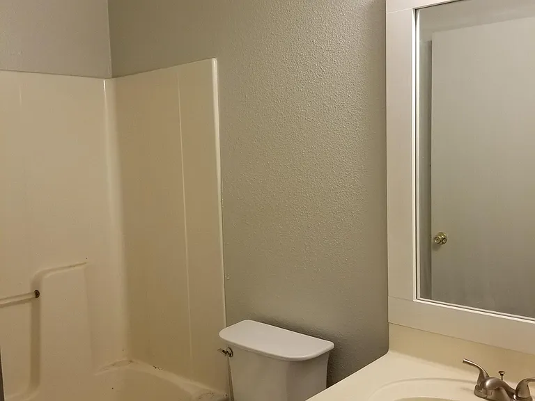 1388 E Fairlane St — Photo 3