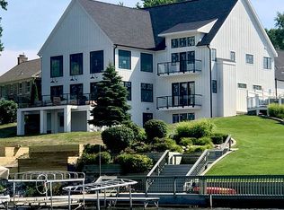 1834 Antisdale Rd, Norton Shores, MI 49441