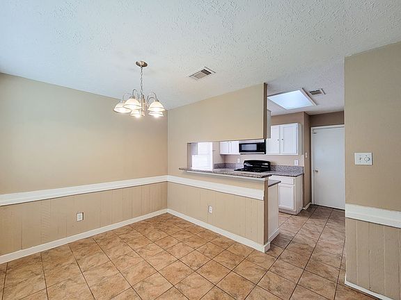 5th image of 20431 Jasperwood Ln