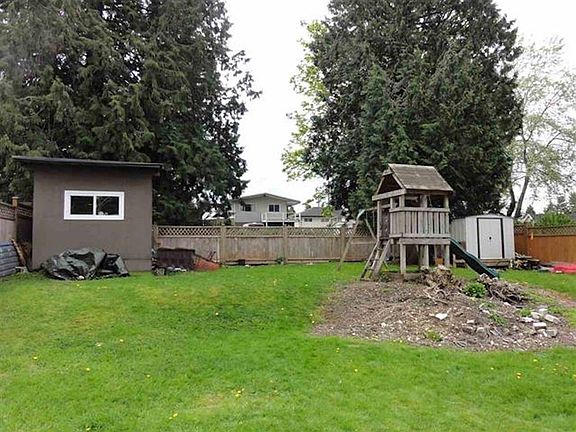 4th image of 11480 96a Ave