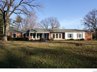 44 Ladue Estates Dr, Saint Louis, MO 63141