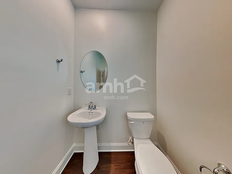 4010 Chivalry Dr — Photo 7