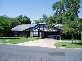 8002 Raintree Dr, College Station, TX 77845