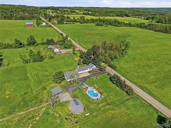 5th image of 12997 Centerline Rd