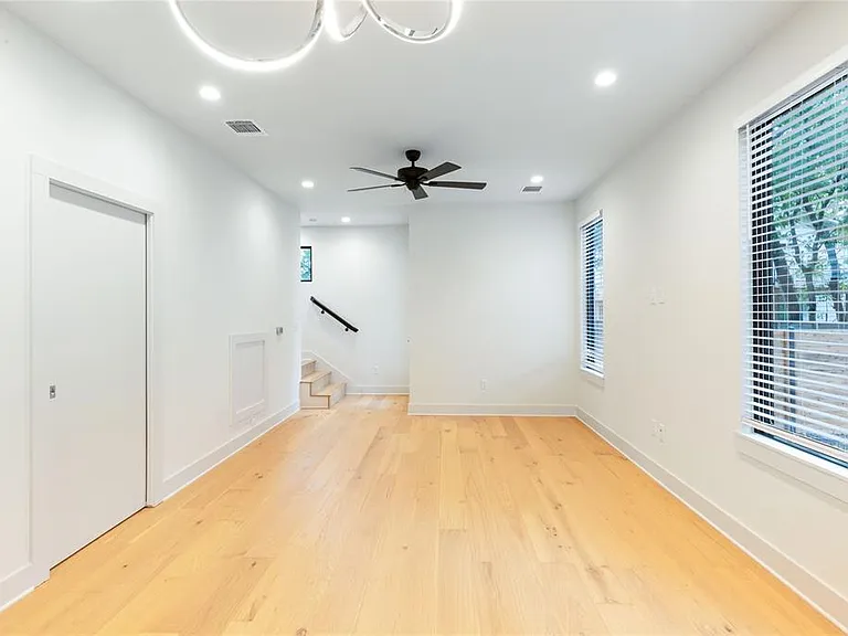 1116 Walton Ln #2 — Photo 6