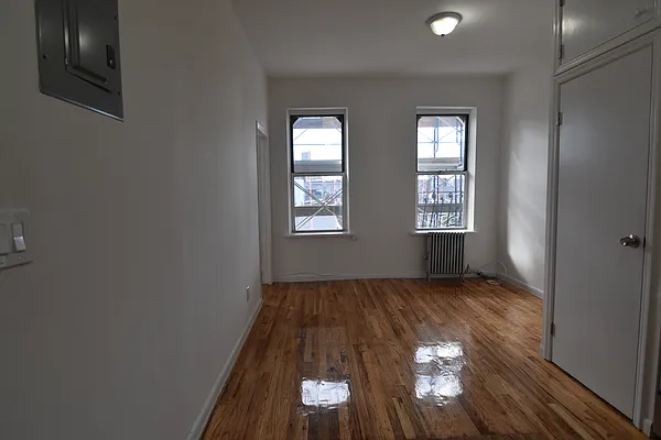 Rented by CNC-Assets | media 8