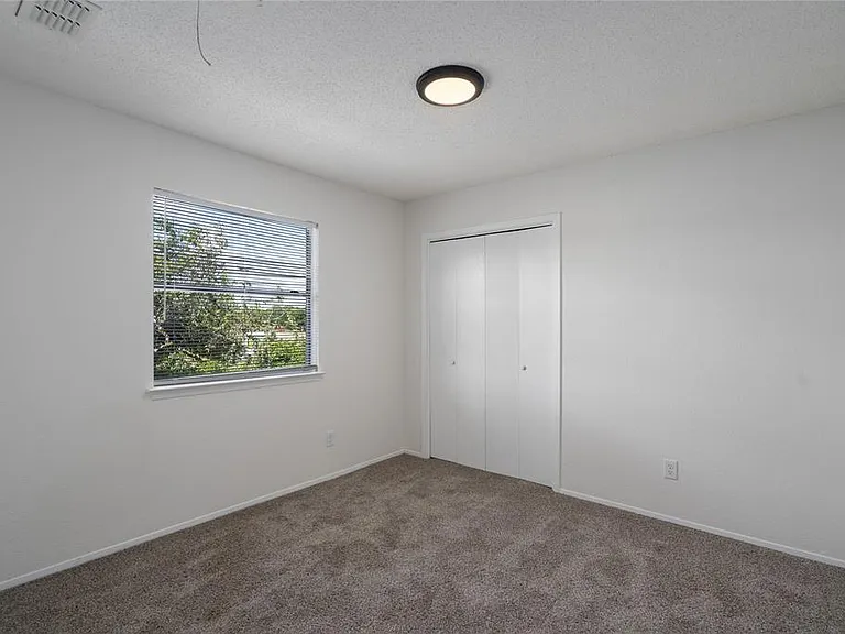 2909 W Slaughter Ln #B — Photo 20