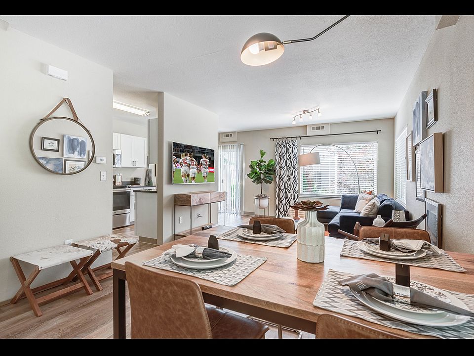 1st image of 18111 25th Ave NE #1-CC105