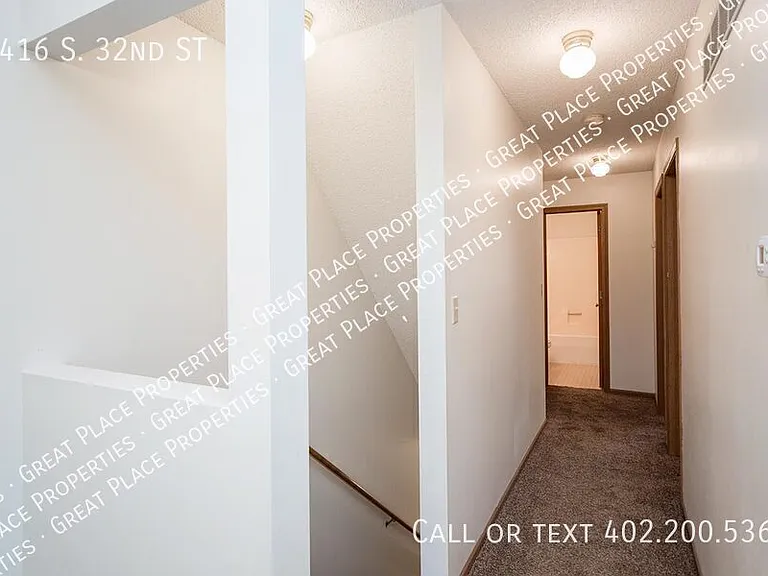 5416 S 32nd St — Photo 10