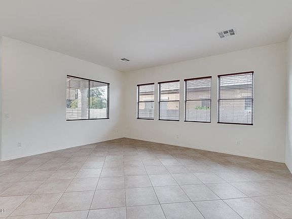 5th image of 9368 S 181st Dr