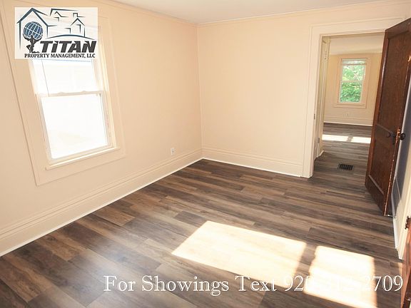 3rd image of 170 E Cotton St #2