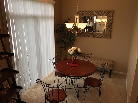 5th image of 319 Parkside Dr