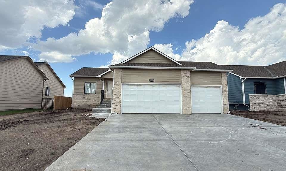 1st image of 1540 E Midway Ct