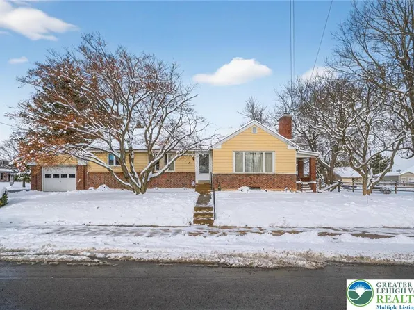 121 Cherry St, Richlandtown, PA 18955