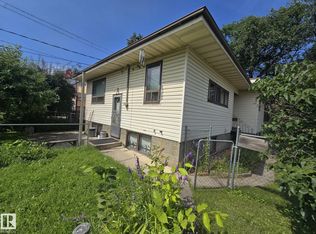 9839 81st Ave NW, Edmonton, AB T6E 1W4