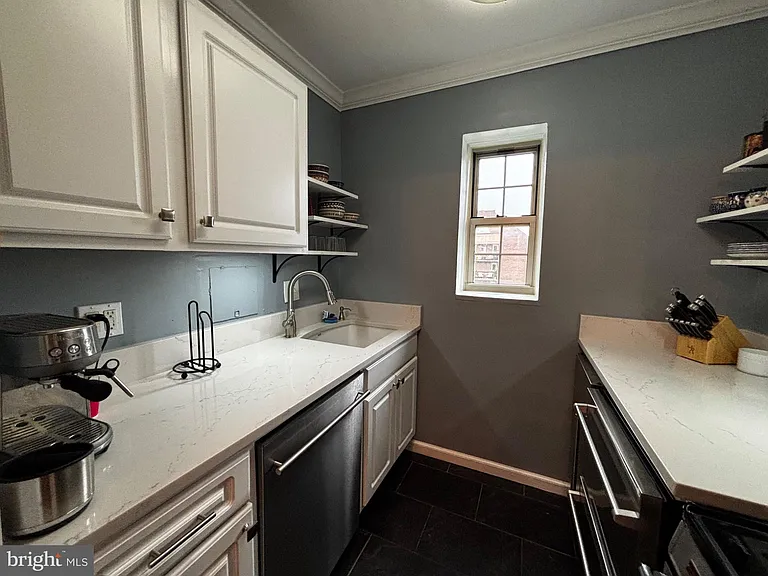 820 S Washington St #226 — Photo 13