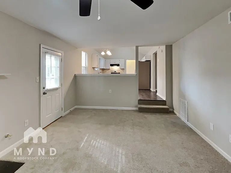 6437 Phillips Ct — Photo 9