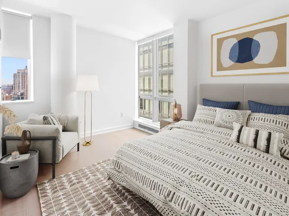 400 Park Avenue South image 7 of 15