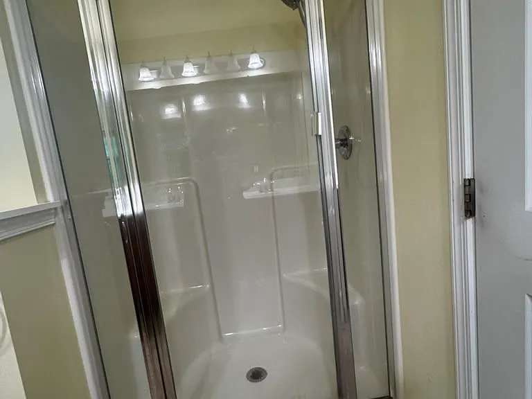 3335 Kentshire Cir — Photo 27