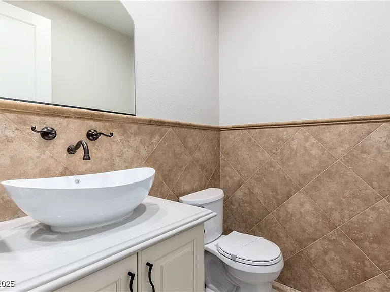 2960 American River Ln — Photo 35