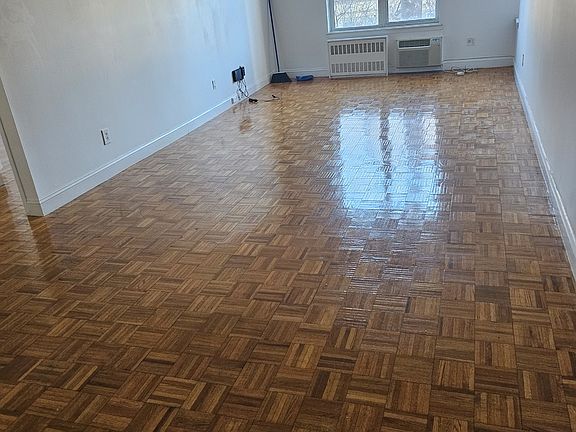 4th image of 44-30 Douglaston Pkwy #11-4B