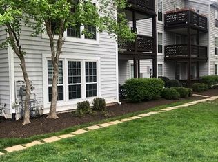 10055 Oakton Terrace Rd UNIT 10055, Oakton, VA 22124