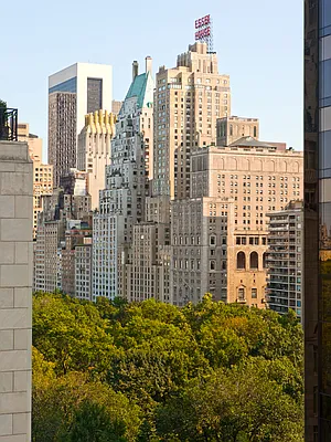 Rented by Sotheby's International Realty | media 41