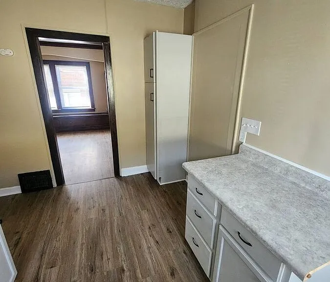 3806 Highland Rd — Photo 12