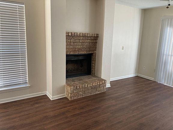 4th image of 9006 Sanger Dr #A