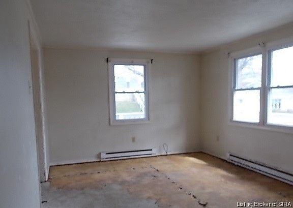 5th image of 604 W Mulberry Street