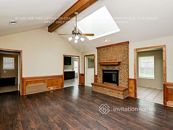 4th image of 316 La Quinta Cir N