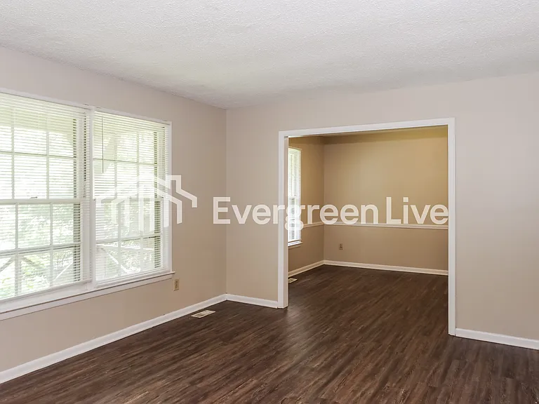 13009 Astalot Dr SE — Photo 6