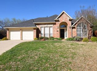 3124 Almond Dr, Flower Mound, TX 75028
