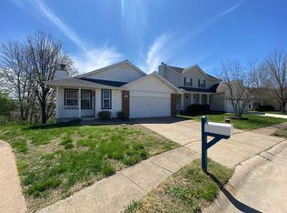 108 Glenbarr Ct, Valley Park, MO 63088