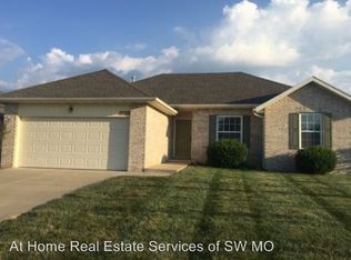2516 W Brook Ridge St, Springfield, MO 65803