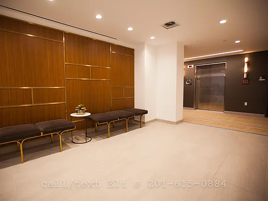 Rented by Arwell Realty | media 23