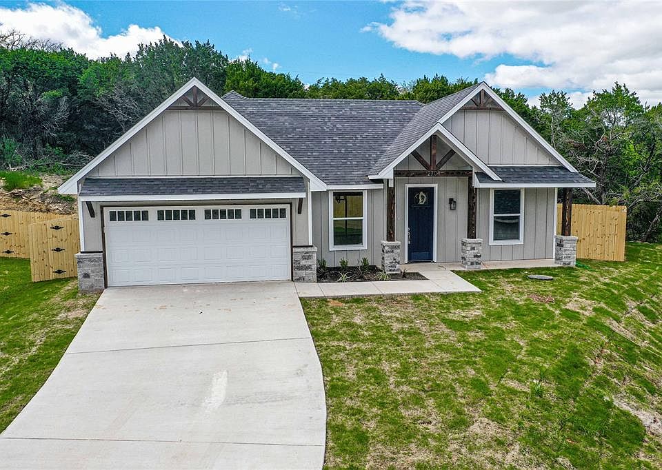 1st image of 2704 Lakeridge Ct
