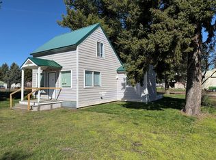 206 W Pearl St, Oakesdale, WA 99158