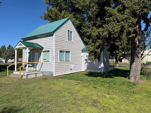 206 W Pearl St, Oakesdale, WA 99158