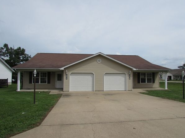 22610 Hollow Oak Ln #B