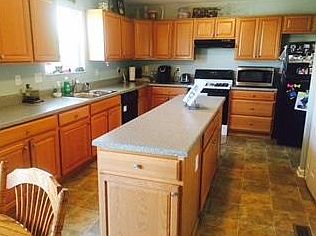 5th image of 1039 Sweet Brier Dr