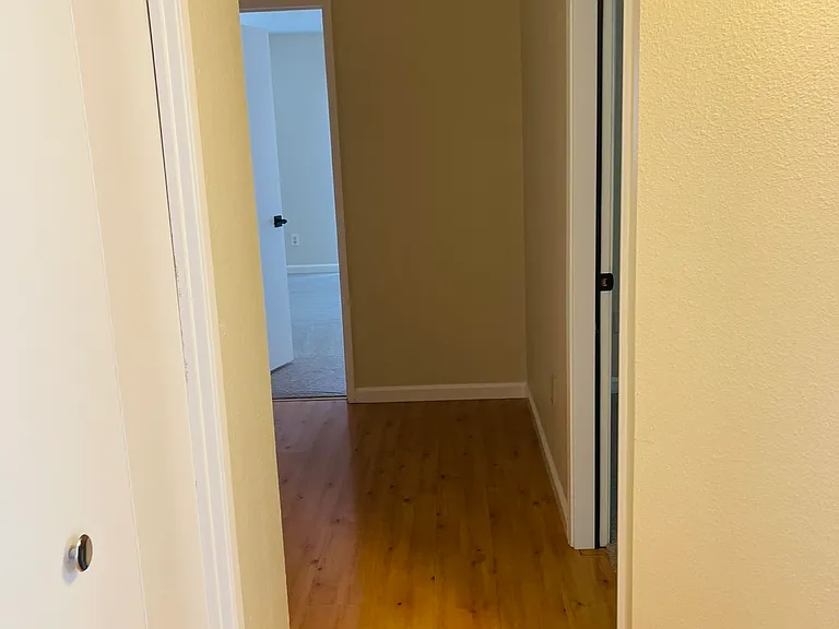 730 Williamsburg Way — Photo 15
