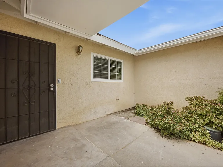 4709 Pinecastle Ave — Photo 6