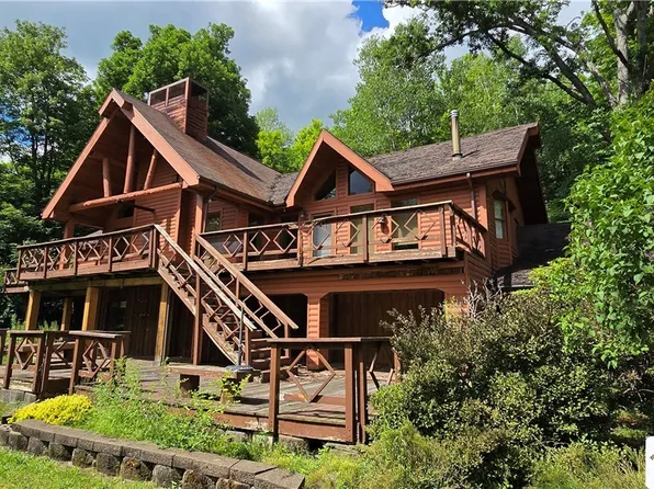 9104 Coon Hollow Rd, Portville, NY 14770