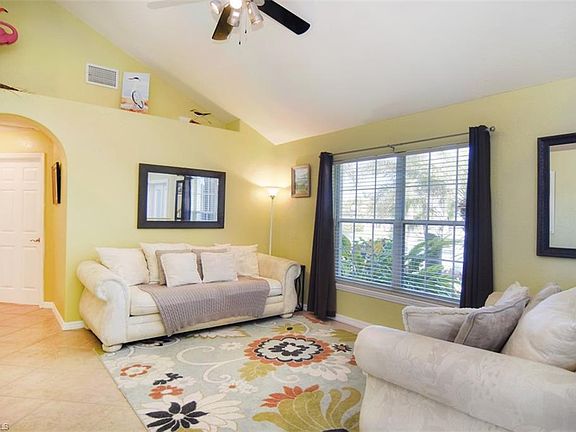 5th image of 1912 SW 53rd Ln