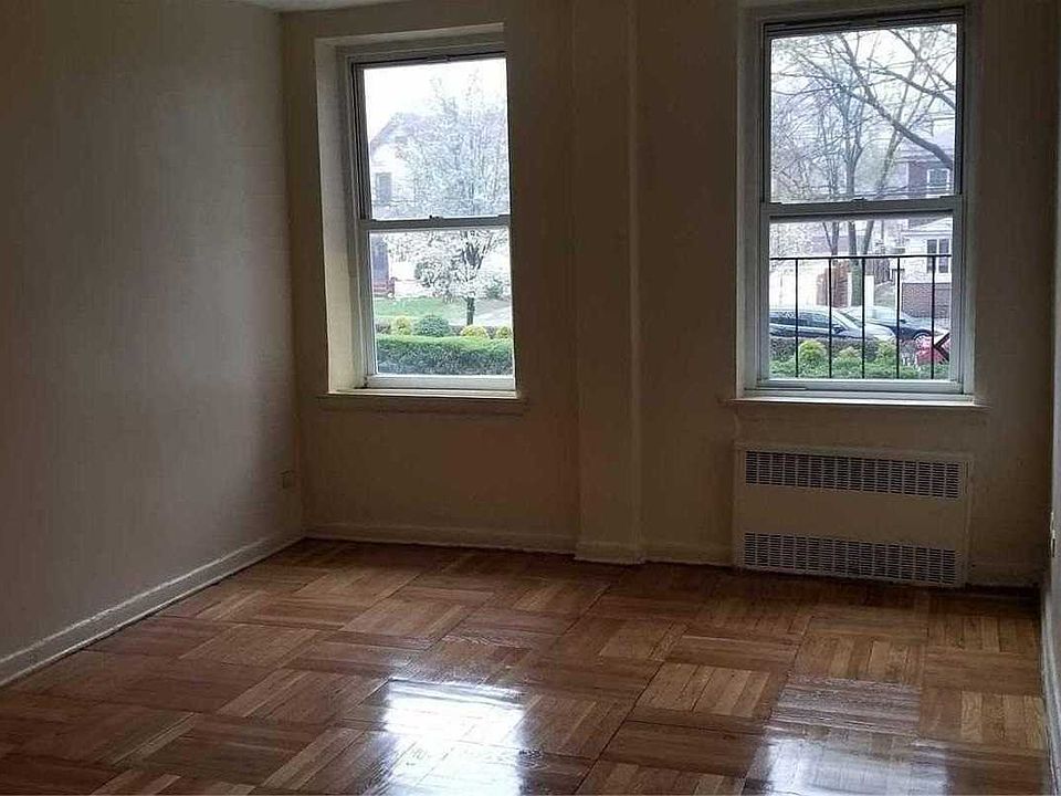 1st image of 8450 169th St APT 119